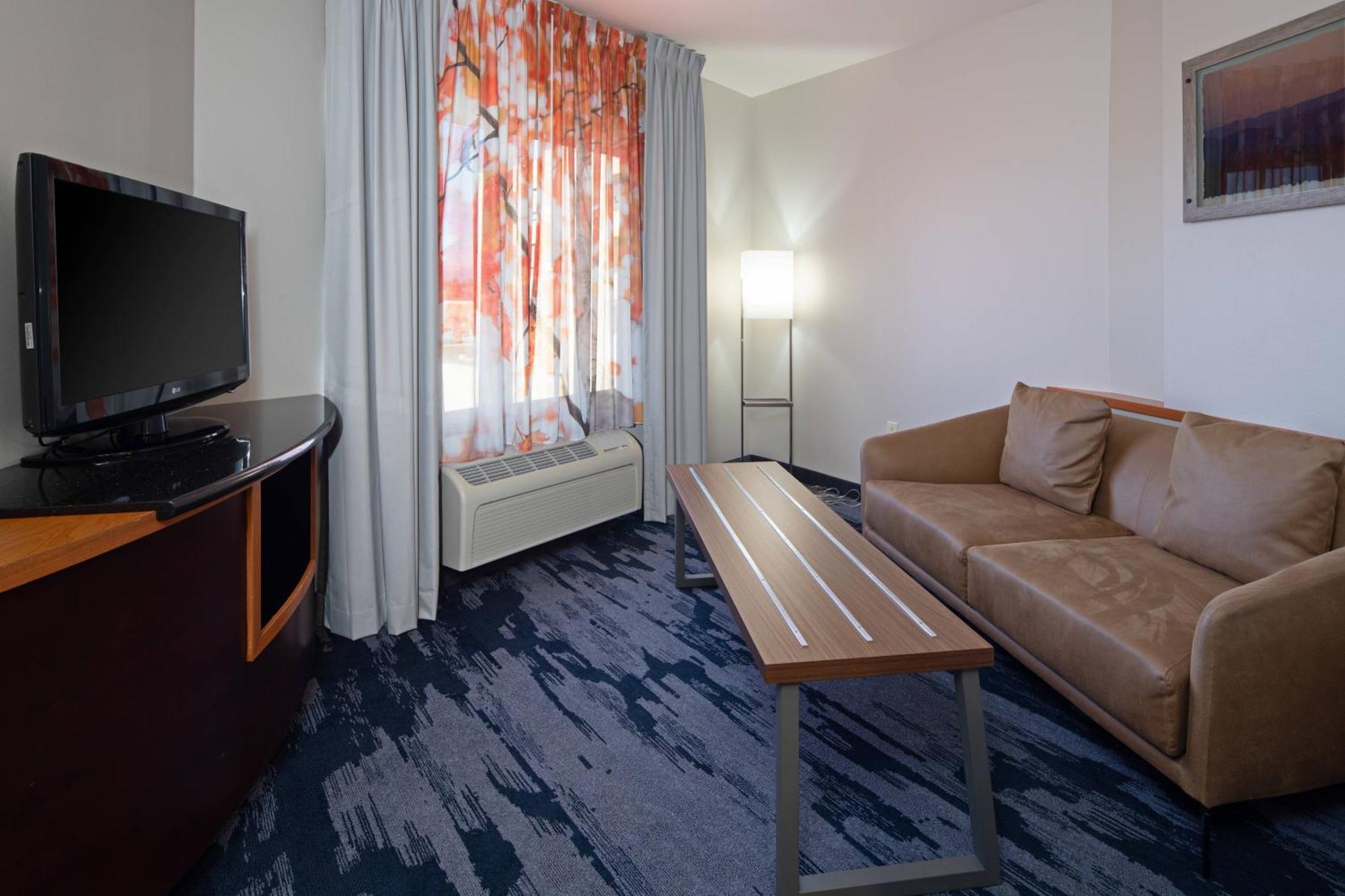 Fairfield Inn & Suites Seattle Бремертон Экстерьер фото