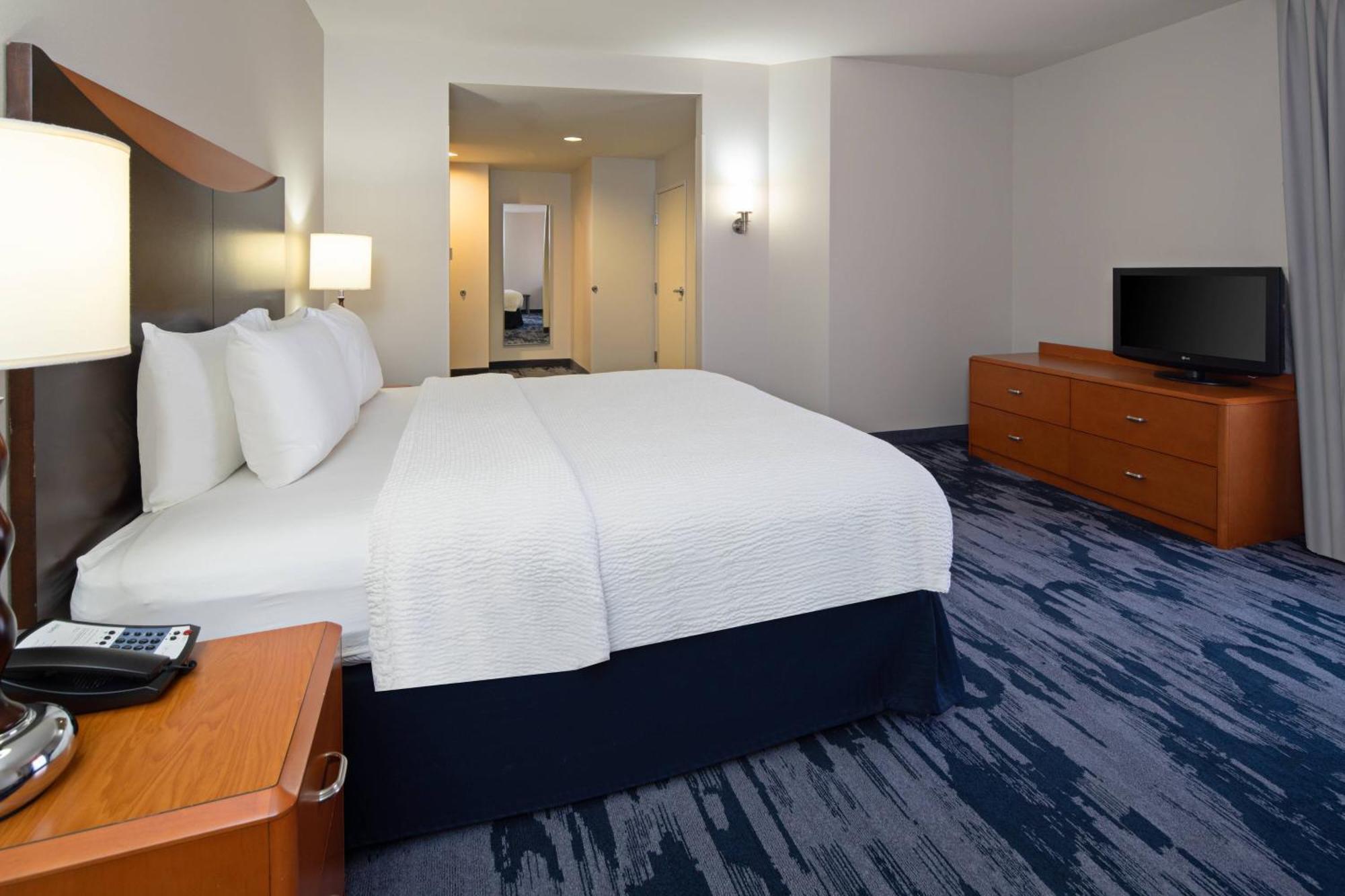 Fairfield Inn & Suites Seattle Бремертон Экстерьер фото