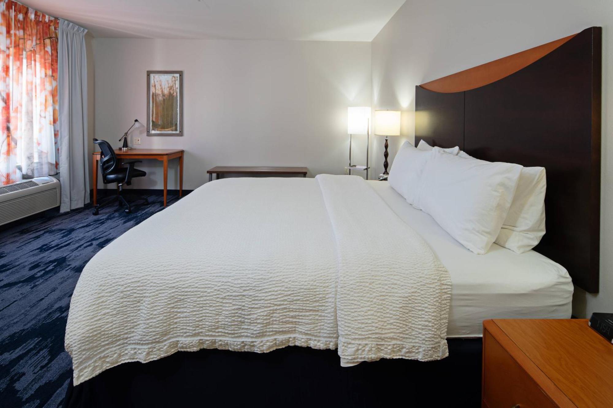 Fairfield Inn & Suites Seattle Бремертон Экстерьер фото