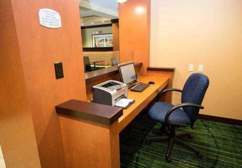 Fairfield Inn & Suites Seattle Бремертон Экстерьер фото